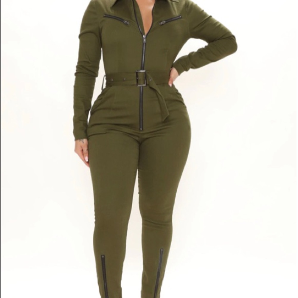 Taking flight jumpsuit-olive 🔥never worn🔥